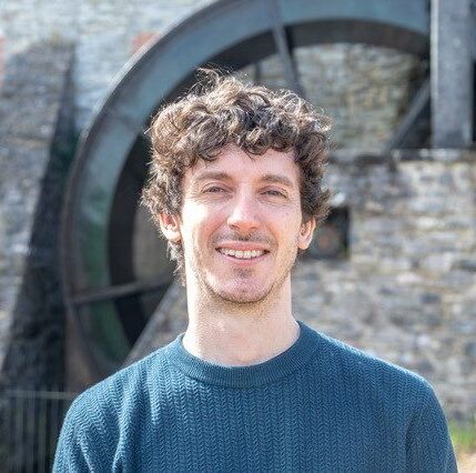 Photo of Professor Tim Hobbs